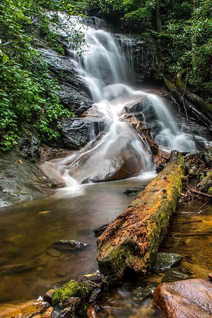 Log Hollow Falls