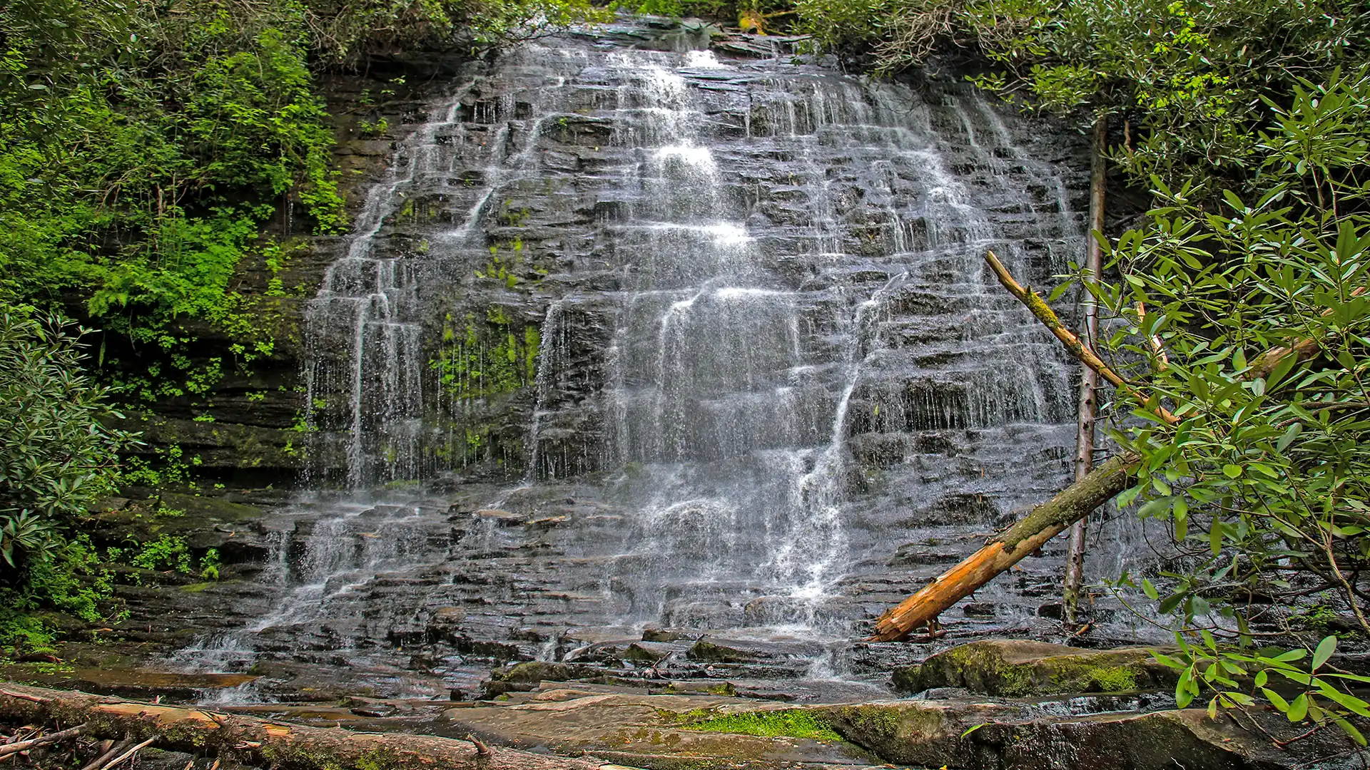 Spoonauger Falls